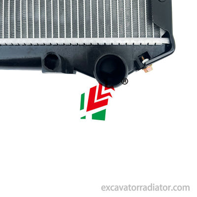 เครื่องเย็นเครื่องยนต์สําหรับ QingLing 700P รถบรรทุก เครื่องเย็น เครื่องเย็น ระบบ Intercooler การประกอบรถโดยสาร