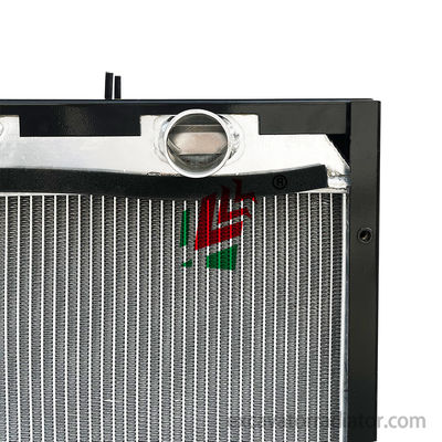 Jinlv รถบัส รีเดียเตอร์ Cooler 13HA3-13001A ประกอบการอัลลูมิเนียมรถโดยสาร เครื่องยนต์ Cooling System ถังน้ํา
