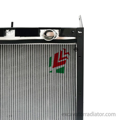 Yutong 00368A หม้อน้ำรถบัสระบบระบายความร้อน Intercooler Assembly รถยนต์นั่งส่วนบุคคล 1301-00368A