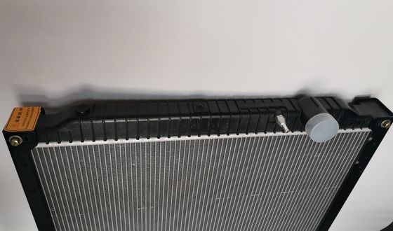 อลูมิเนียม Valin Hama H6 หม้อน้ำพิเศษสำหรับรถบรรทุกหนักหลังการขาย 1301M69R-010