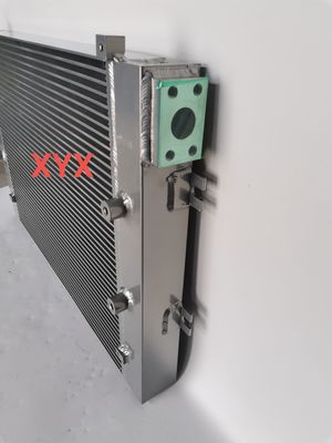 922/920 Liugong Excavator Parts, หม้อน้ำน้ำมันไฮดรอลิกสีเงินสีขาว